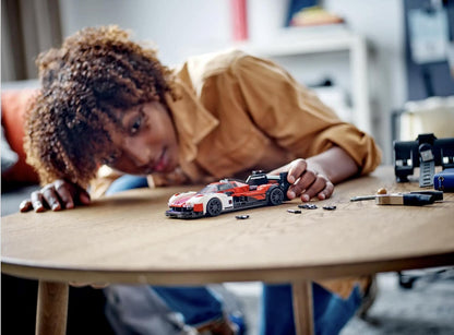 LEGO Speed Champions Porsche 963 76916, Model Car Building Kit, Racing Vehicle Toy for Kids, 2023 Collectible Set with Driver Minifigure, White