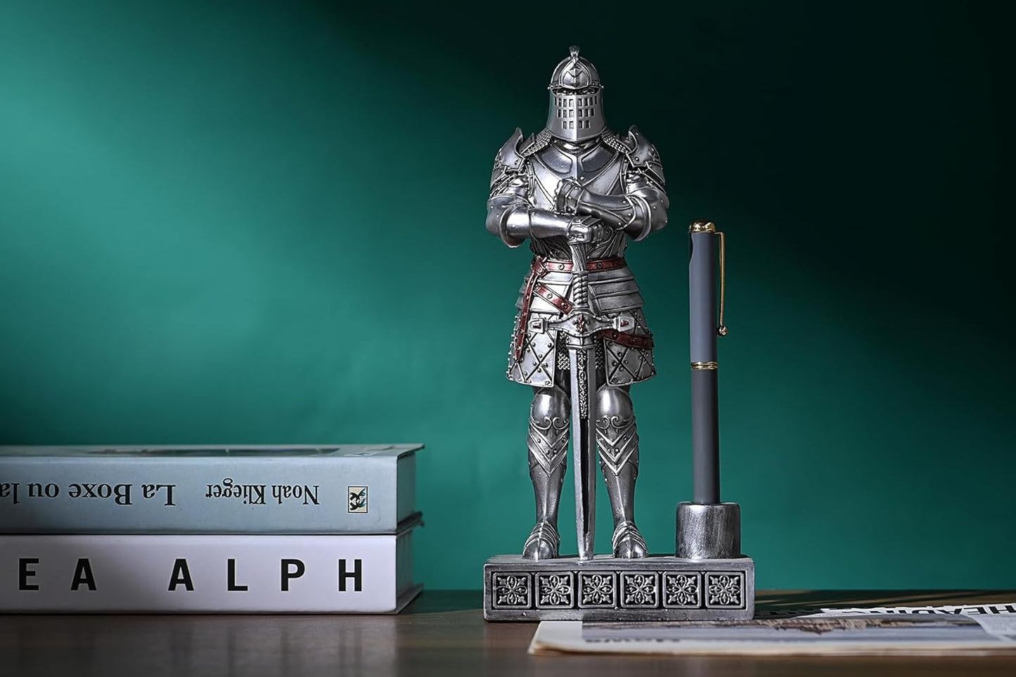 HDMbigmi King's Guard Knight Pen Stand Statue Office Pen Stand Desk Organizer For Men Top Collection as Gift 9.45 Inches (Silver)