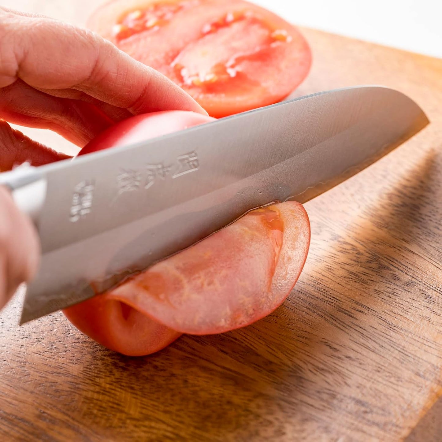 Yasuda Hamono YG300 Kotetsu Seki Gold No. 10 Tsubatsuki Santoku Knife 7.1 inches (180 mm)