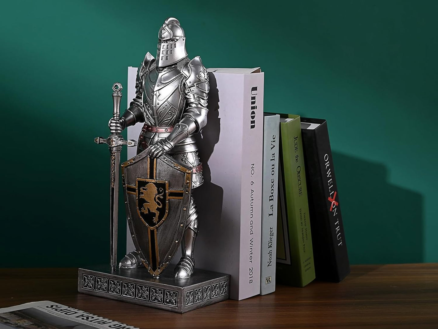 HDMbigmi King's Guard Knight with Shield Desktop Accessories Statue Medieval Knight Ornament Paperweight for Office and Home Top Collection as Gift 12.60 Inch (Silver)