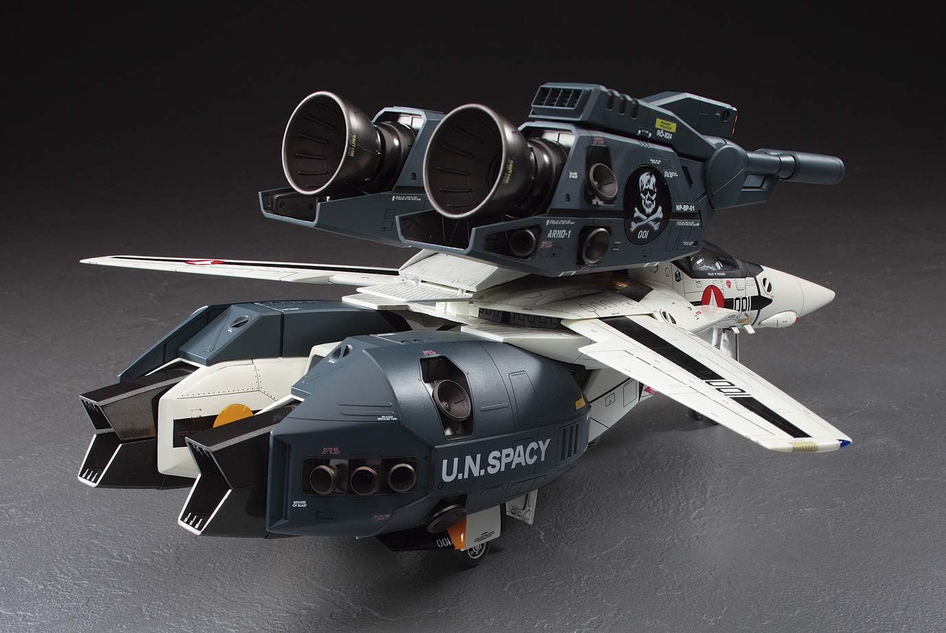 Hasegawa 1/48 VF-1S A Strike/Super Valkyrie Skull platoons