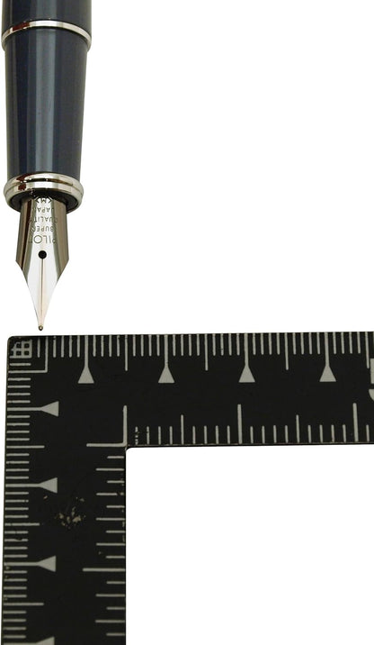 PILOT Prera Medium-Nib Fountain Pen, Slate Gray Body (FPR-3SR-SGY-M) close up nib