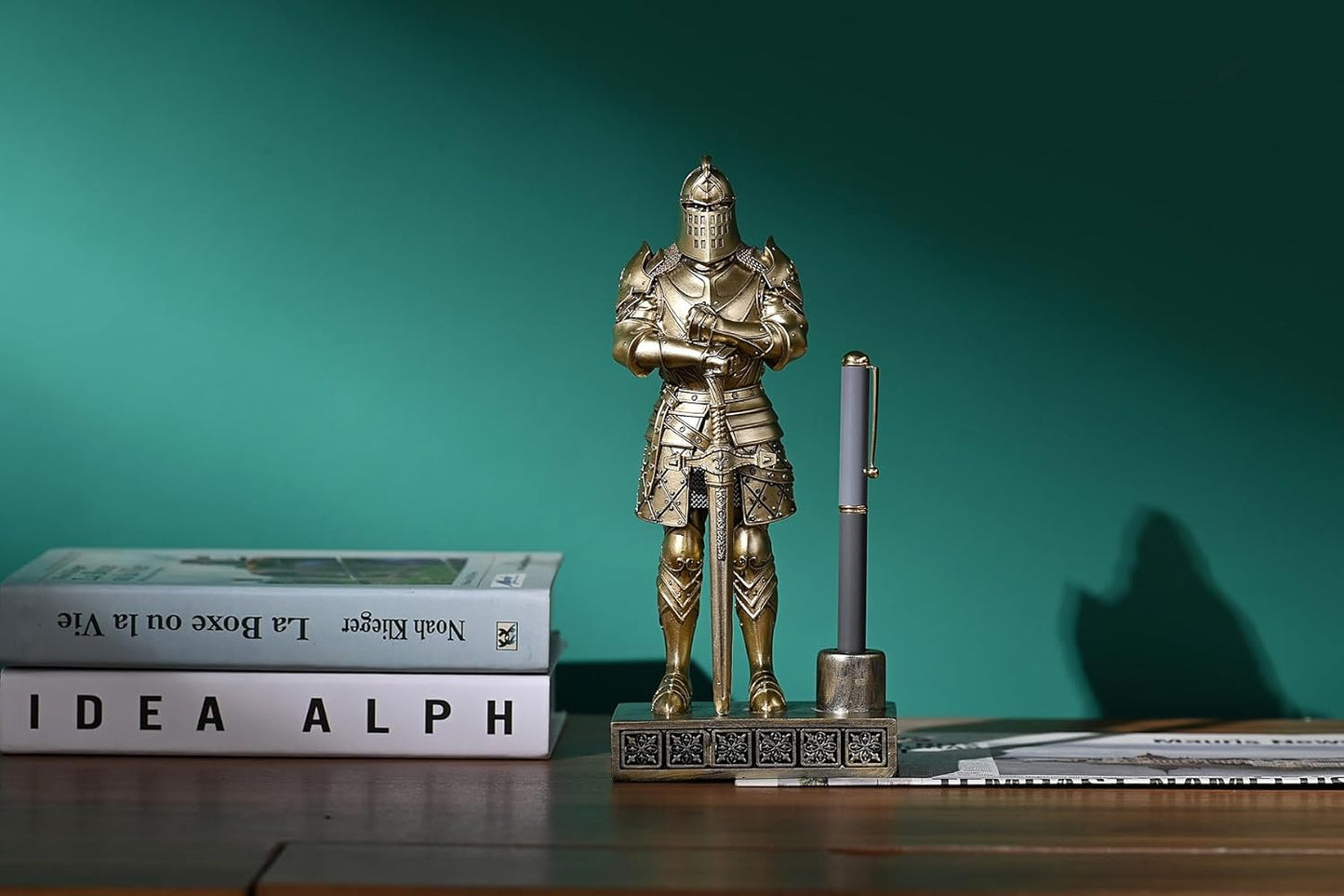 HDMbigmi King's Guard Knight Pen Stand Statue Office Pen Stand Desk Organizer for Men Top Collection as Gift 9.45 Inches (Bronze)