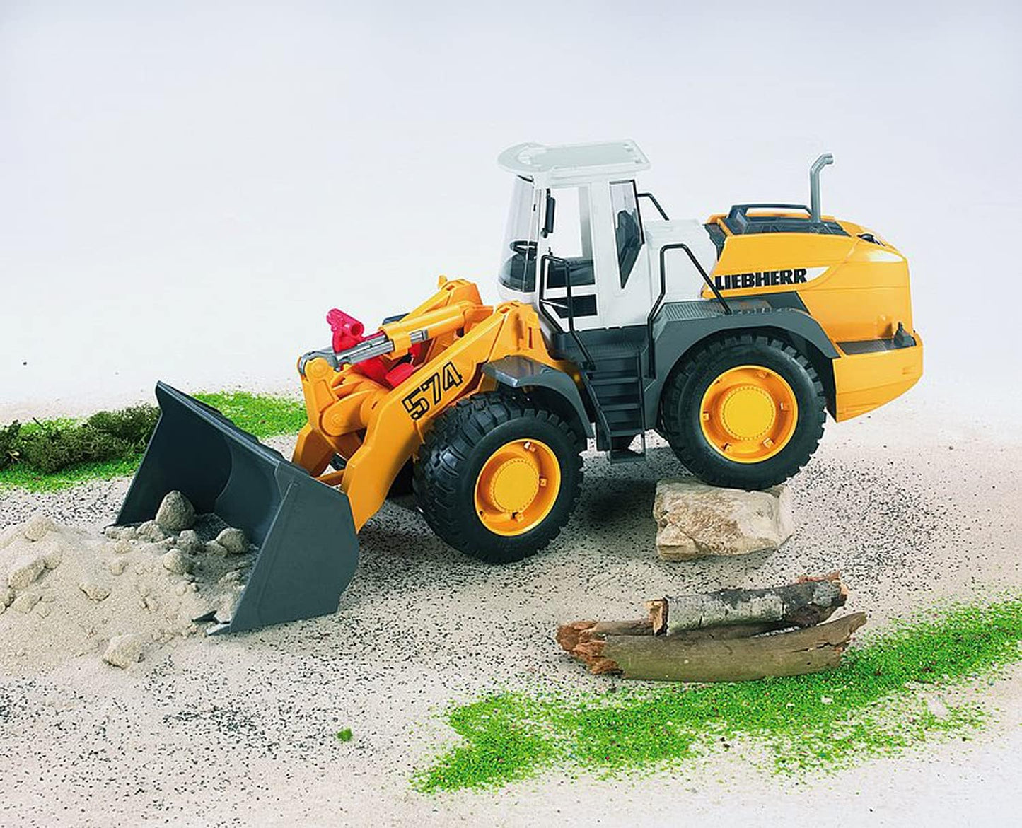 Bruder 02430 Liebherr Articulated Road Loader L 574 Toys Vehicle