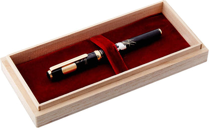 Rabbit character in PLATINUM and gold lacquer fountain pen Kanazawa foil month (M) PTL-15000H # 87-3 (japan import), detail image