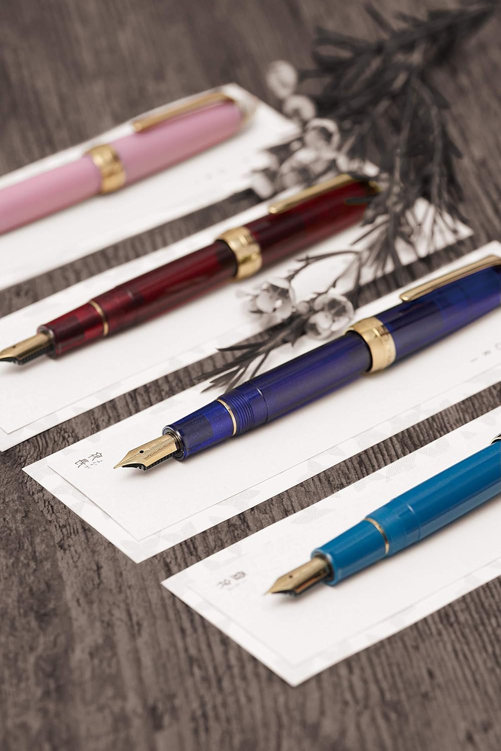 Sailor 11-0558-201 Fountain Pen, Four Seasons Weave, Moon and Night Water, Night Cherry Blossom, Fine Point side view