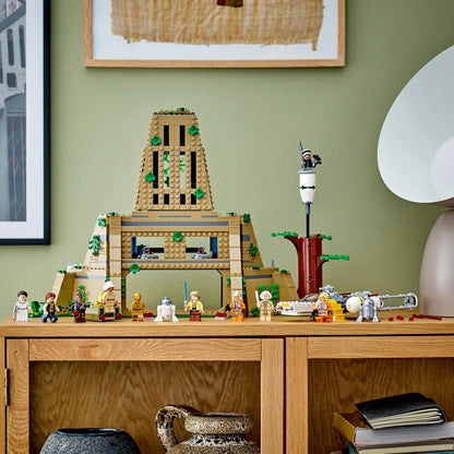 LEGO 75365 Star Wars Yavin 4 Rebel Base with 10 Minifigures Including Luke Skywalker, Princess Leia, Chewbacca and 2 Droid Figures, Y-Wing Starfighter and Command Room of A New Hope