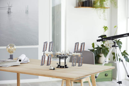 Lego Ideas International Space Station 21321 Toy Blocks, Present, Universe, Boys, Girls, Ages 16 and Up