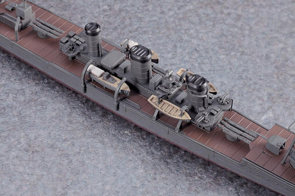 Hasegawa 1:700 Scale Japanese Navy Light Cruiser Tenryu Toy