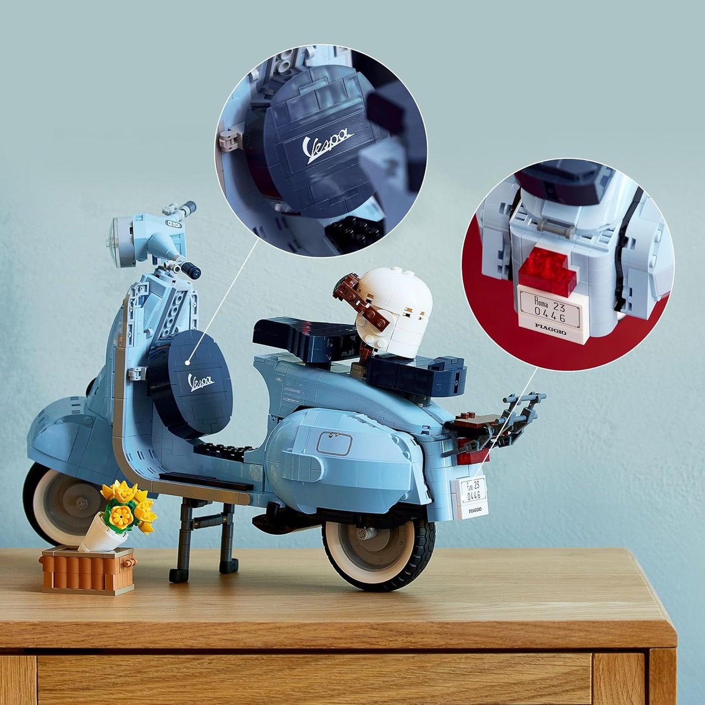 Lego Vespa 125 10298