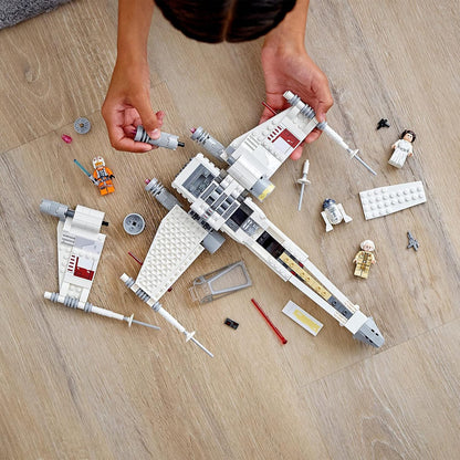 LEGO 75301 Star Wars Luke Skywalker X-Wing Fighter (TM)