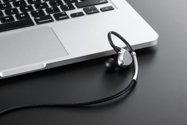 ?Domestic Genuine? EOZ Wireless Bluetooth Earphone EOZ One Silver / Silver EO-1101 - Image 3