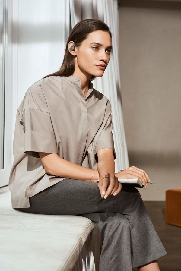 Bang & Olufsen Beoplay E8 Premium Truly Wireless Bluetooth Earphones - Charcoal Sand - Image 3