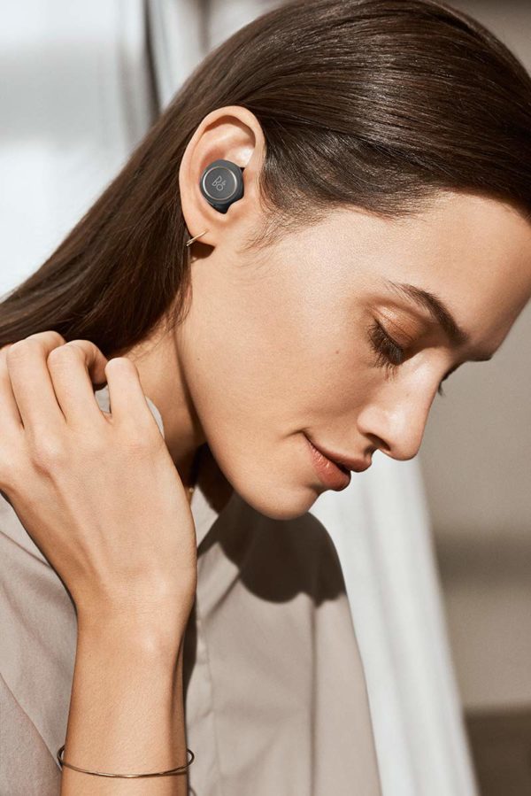Bang & Olufsen Beoplay E8 Premium Truly Wireless Bluetooth Earphones - Charcoal Sand - Image 2