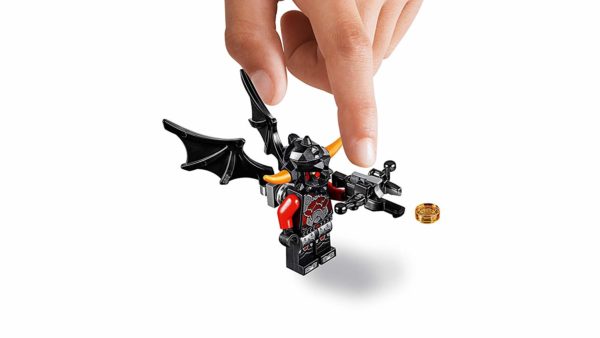 Lego (LEGO) Nex Knights Aero Striker V2 70320 - Image 8