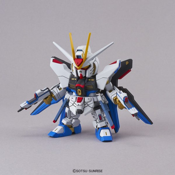 SD Gundam EX Standard Mobile Suit Gundam SEED DESTINY Strike Freedom Gundam Coded Modeled Plastic Model - Image 2