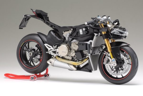 Tamiya Ducati 1199 Panigale S - 1/12 Scale Model Kit 14129 - Image 3