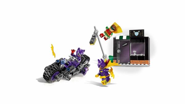 Lego (LEGO) Batman Movie Cat Woman's Cat Cycle Chase 70902 - Image 4
