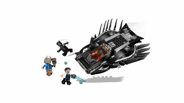 LEGO Marvel Super Heroes Royal Talon Fighter Attack 76100 Building Kit (358 Piece) - Image 2