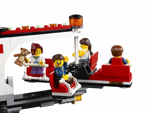 LEGO 10244 Fairground Mixer - Image 10