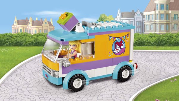 LEGO Friends - Heartlake Gift Delivery - Image 5
