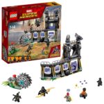 Lego (LEGO) Super Heroes Covas Grave's Thrasher Battle 76103