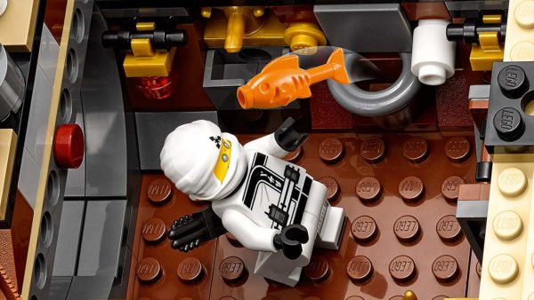 Lego (LEGO) Ninja Go Airborne Battleship Bounty No. 70618 - Image 4
