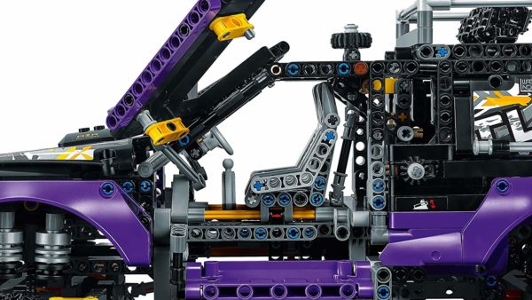 Lego (LEGO) Technique Extreme Adventure Vehicle 42069 - Image 9