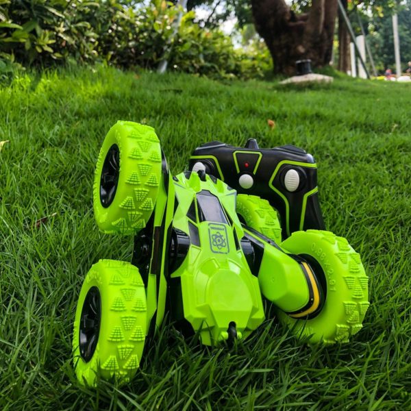 Threeking RC Car Remote Control Stunt Car - Image 2