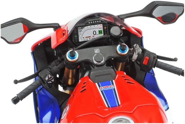 Tamiya 14138 1/12 Motorcycle Series No. 138 Honda CBR 1000RR-R FIREBLADE SP Plastic Model - Image 3